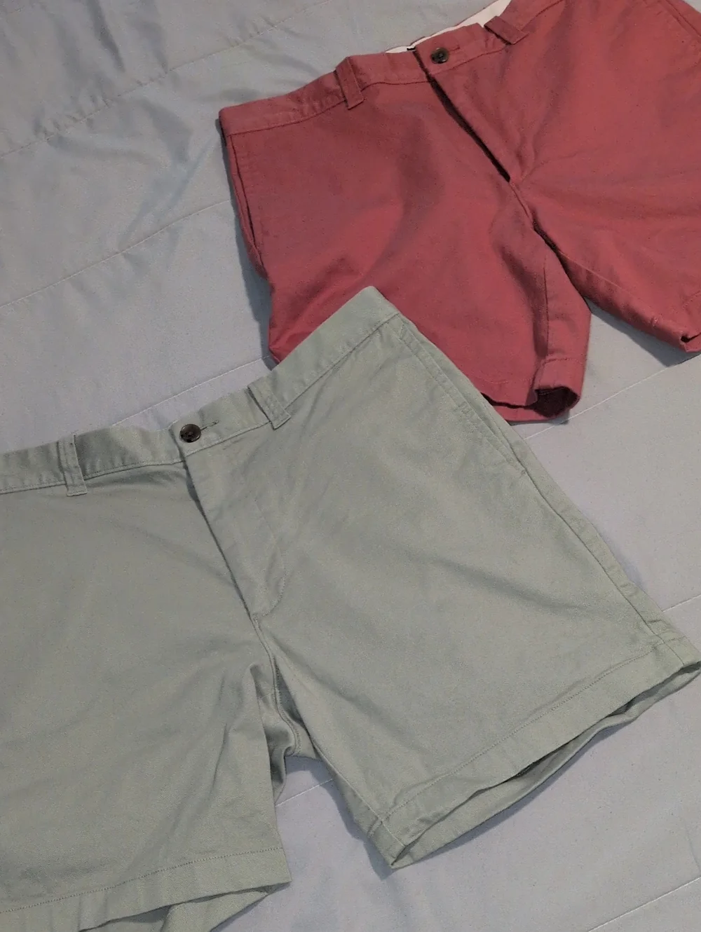 J. Crew Men's Flat Front Shorts - Sage Green & Coral Size 33
